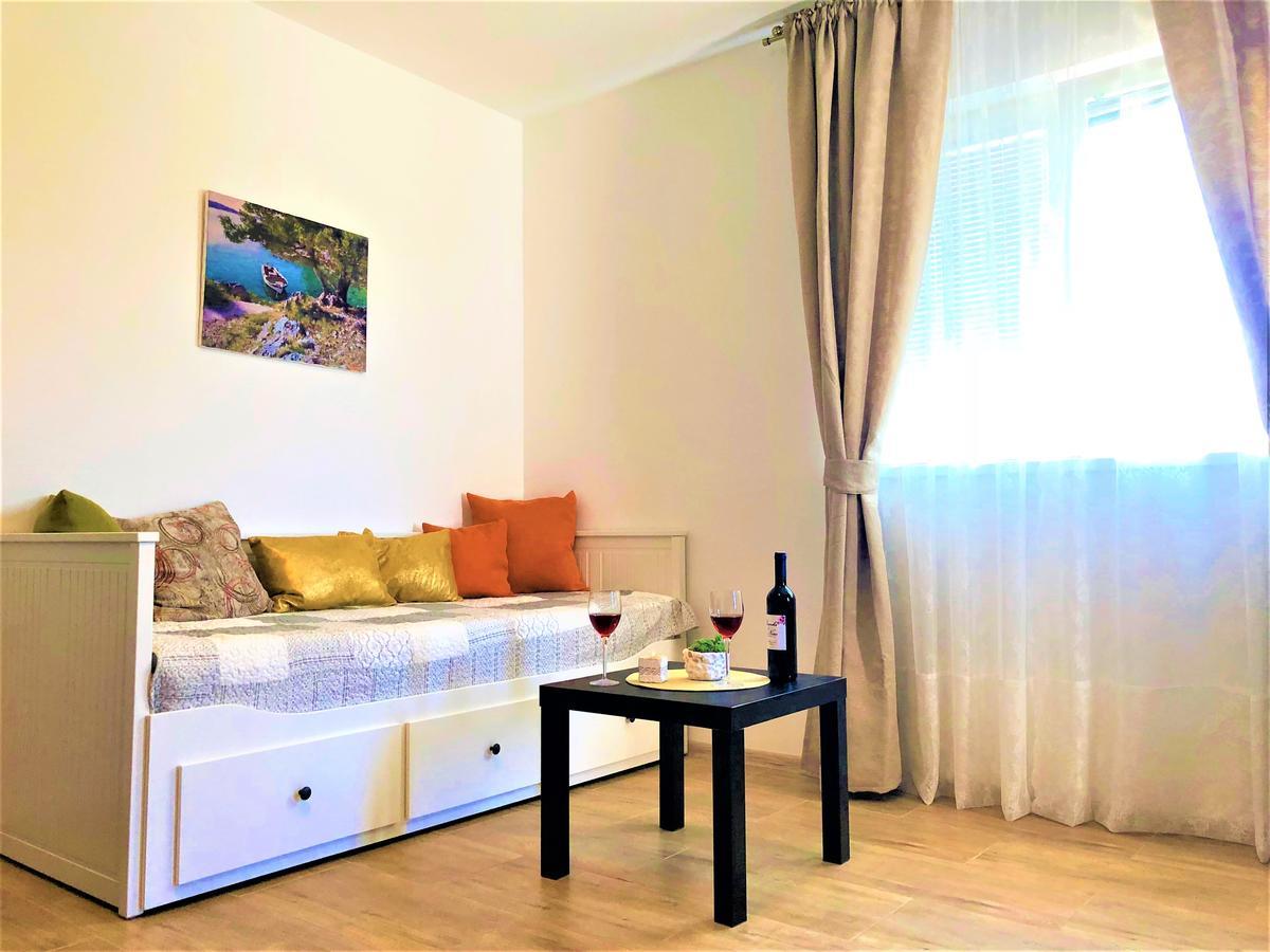 Apartments Village Lozovac Exterior foto